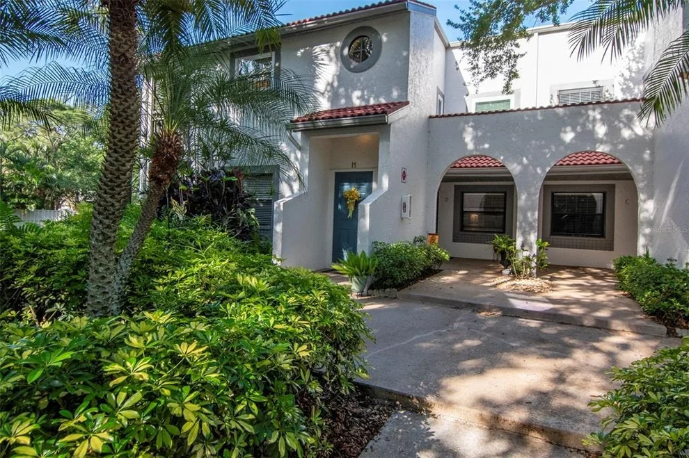 Unit for sale at 484 SANTA CRUZ PLACE NE, ST PETERSBURG, FL 33703