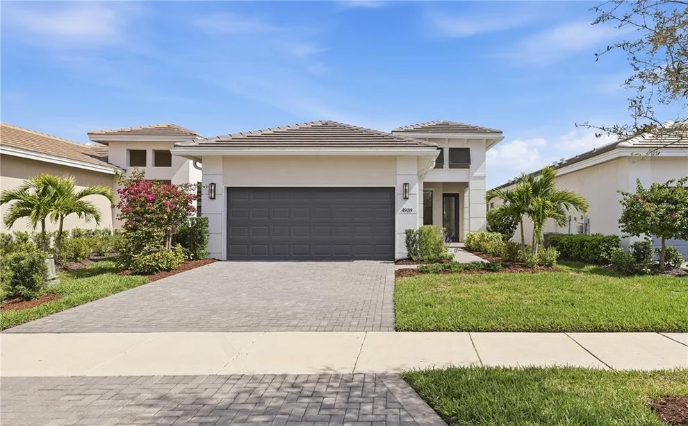 Unit for sale at 4939 CAROVA WAY, BRADENTON, FL 34211