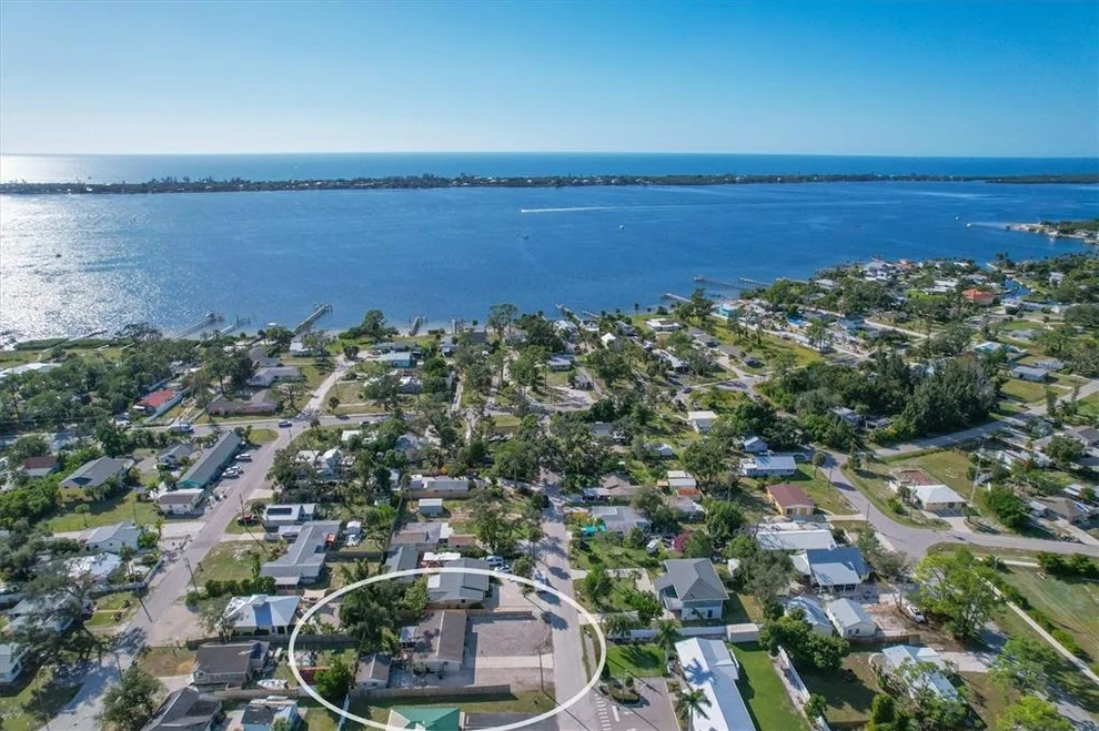 Unit for sale at 25 1ST AVENUE, ENGLEWOOD, FL 34223