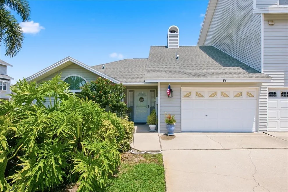 Unit for sale at 11722 CURRIE LANE, LARGO, FL 33774