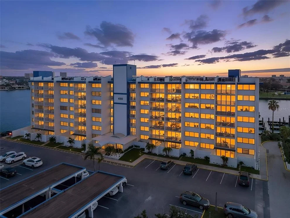 Unit for sale at 450 TREASURE ISLAND CAUSEWAY, TREASURE ISLAND, FL 33706