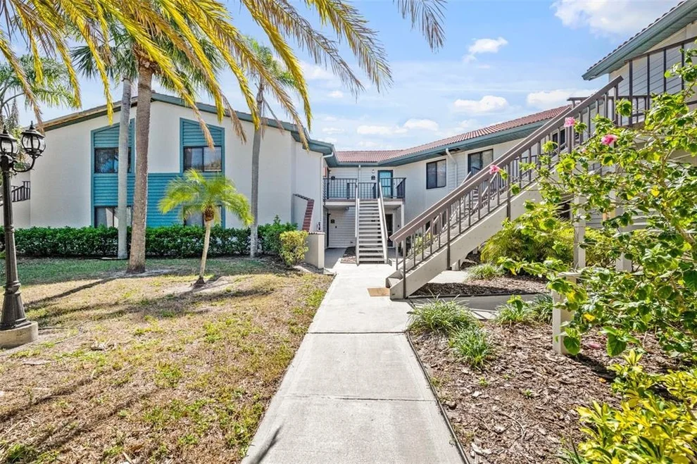 Unit for sale at 4453 46TH AVENUE W, BRADENTON, FL 34210
