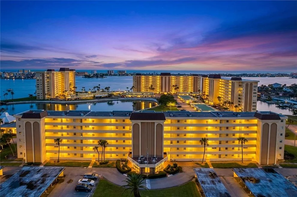 Unit for sale at 4650 COVE CIRCLE, ST PETERSBURG, FL 33708