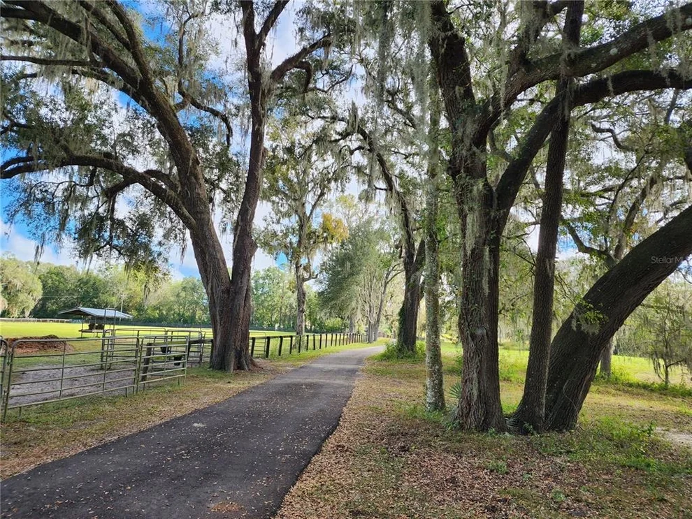 Unit for sale at 7670 NW 137TH AVENUE, MORRISTON, FL 32668
