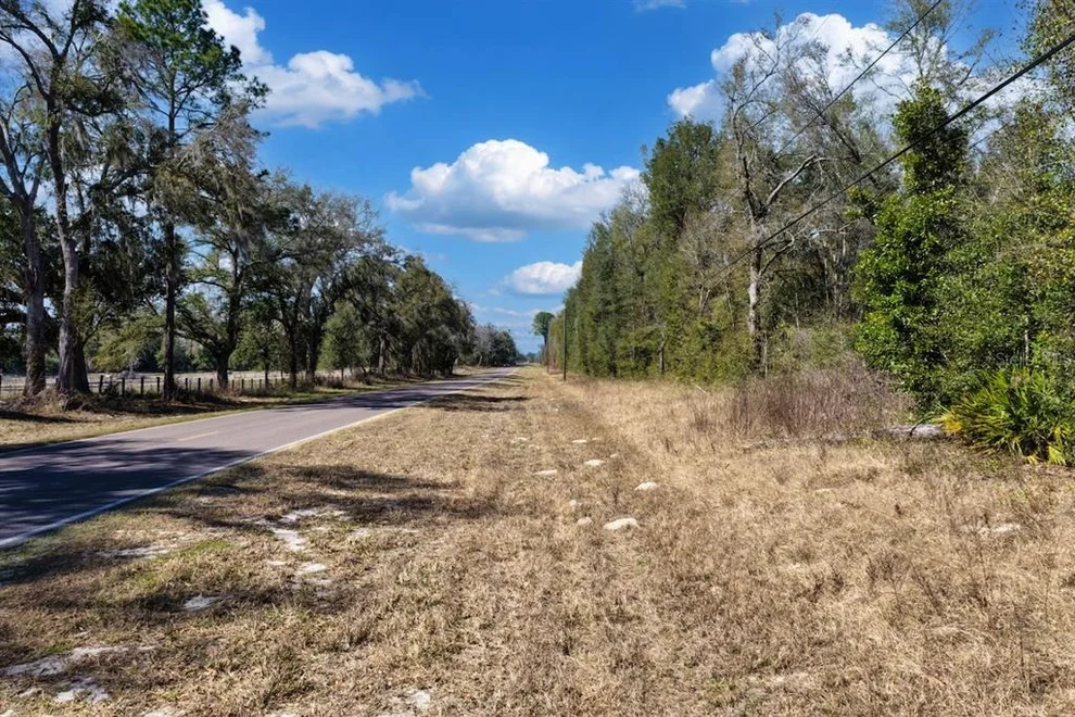 Unit for sale at CR 339 NW, TRENTON, FL 32693