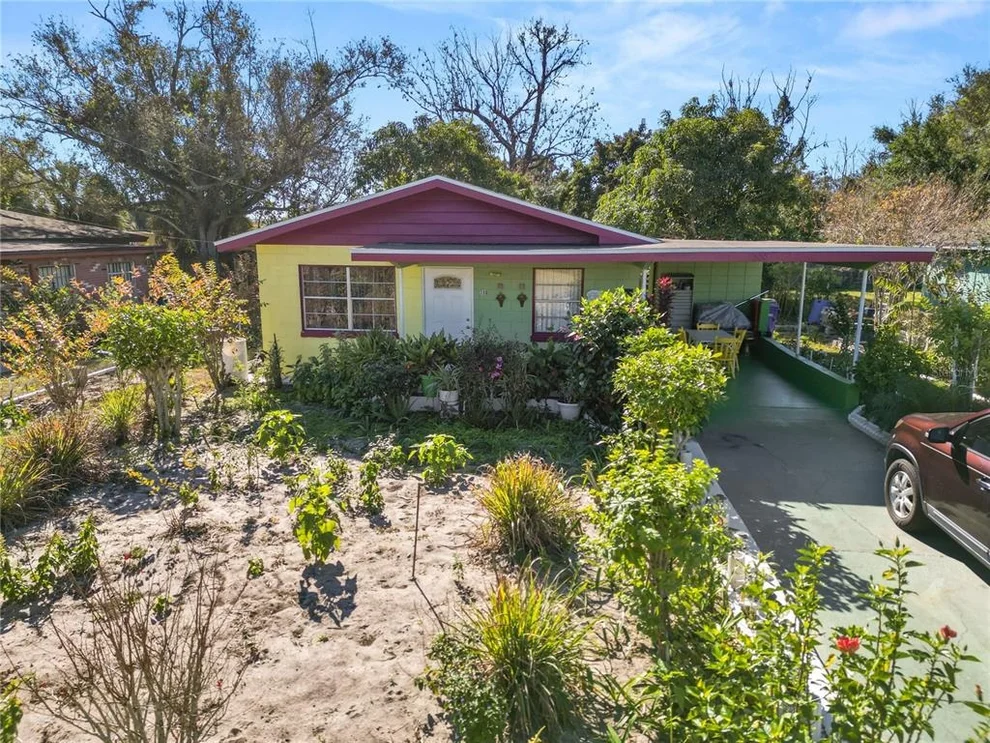 Unit for sale at 300 AVENUE V NE, WINTER HAVEN, FL 33881