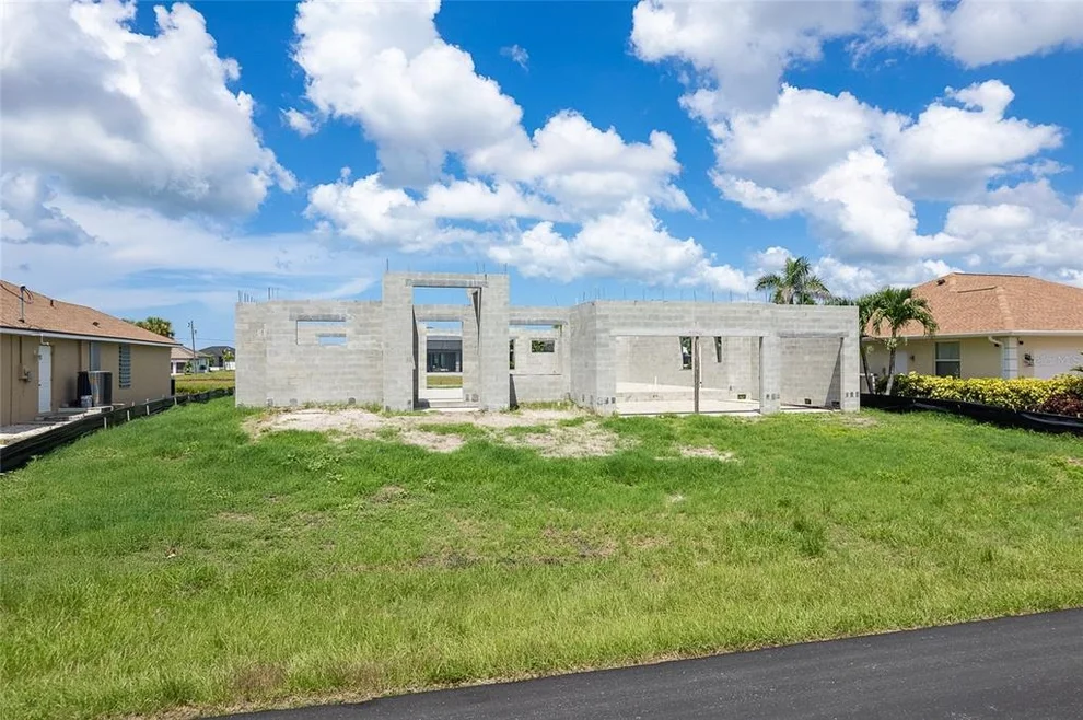 Unit for sale at 191 TOURNAMENT ROAD, ROTONDA WEST, FL 33947