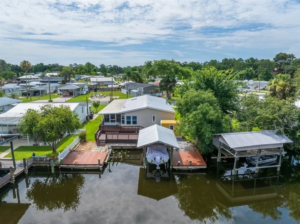 Unit for sale at 41 SCOTT STREET, WELAKA, FL 32193