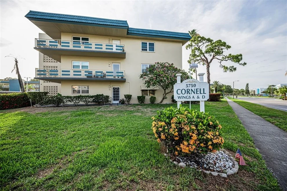 Unit for sale at 5750 80TH STREET N, ST PETERSBURG, FL 33709