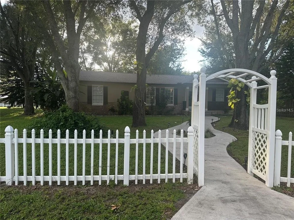 Unit for sale at 10520 HENDERSON ROAD, TAMPA, FL 33625