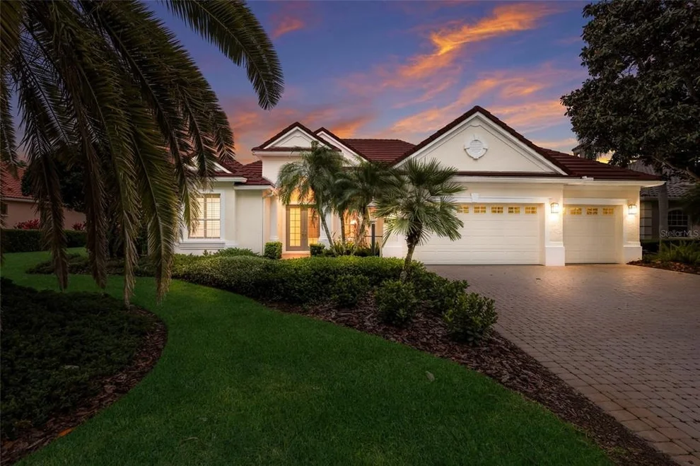 Unit for sale at 7062 TWIN HILLS TERRACE, LAKEWOOD RANCH, FL 34202