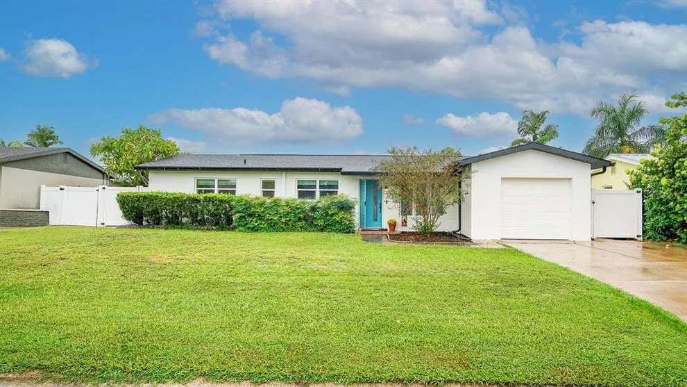 Unit for sale at 6782 33RD AVENUE N, ST PETERSBURG, FL 33710