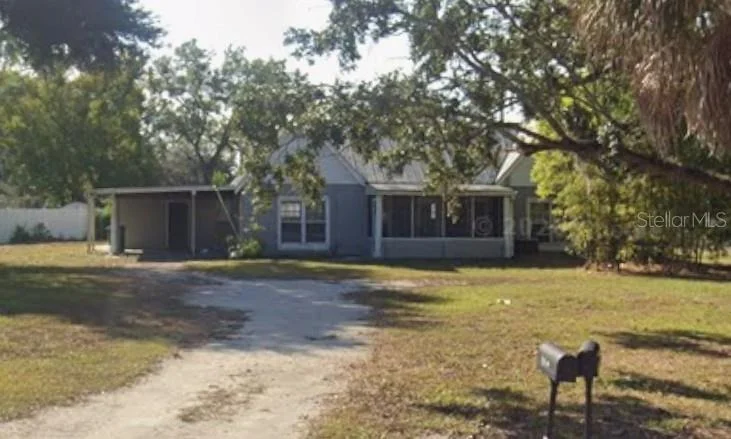 Unit for sale at 816 W COUNTRY CLUB DRIVE, TAMPA, FL 33612