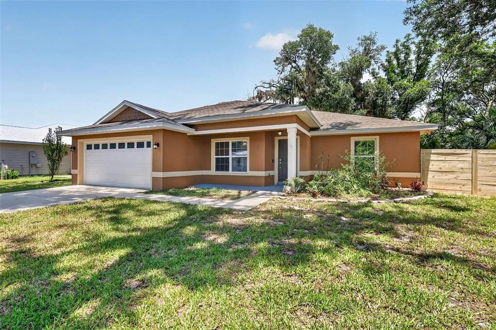 Unit for sale at 74 N OAK AVENUE, UMATILLA, FL 32784