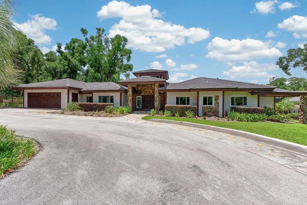 Unit for sale at 1007 LAKEWOOD DRIVE, BRANDON, FL 33510