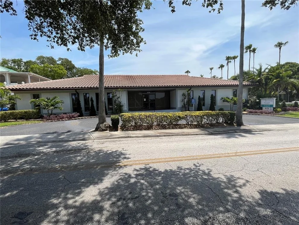 Unit for sale at 609 INDIAN ROCKS ROAD, BELLEAIR, FL 33756