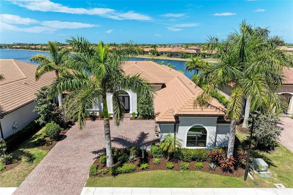 Unit for sale at 352 MARAVIYA BOULEVARD, NOKOMIS, FL 34275