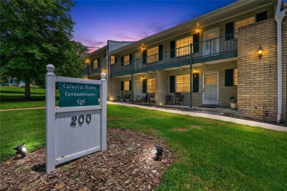 Unit for sale at 200 E 10TH AVENUE, MOUNT DORA, FL 32757