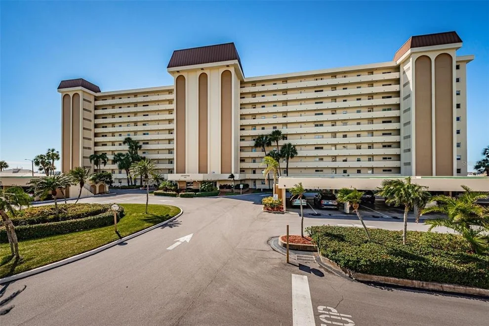 Unit for sale at 4750 COVE CIRCLE, ST PETERSBURG, FL 33708