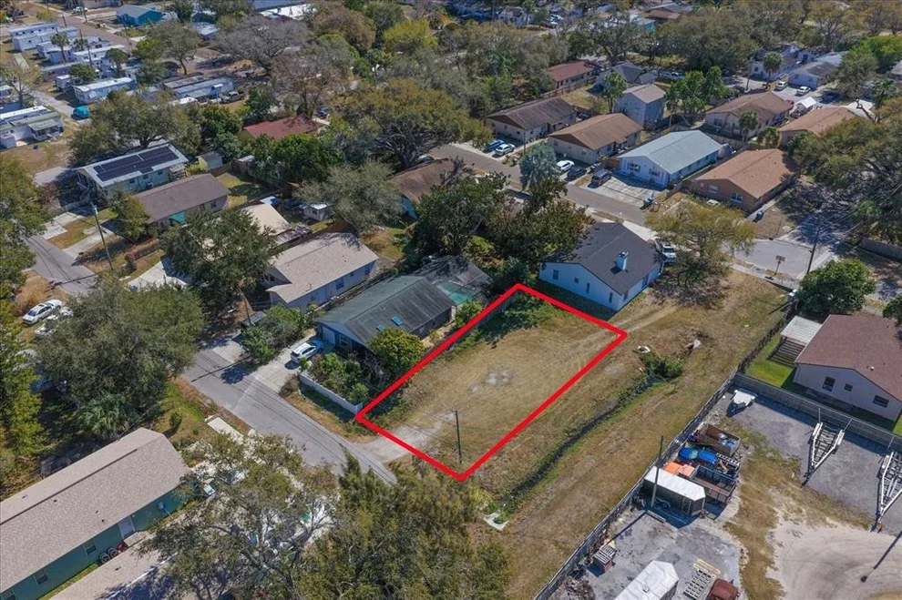 Unit for sale at BRAGINTON STREET, LARGO, FL 33756