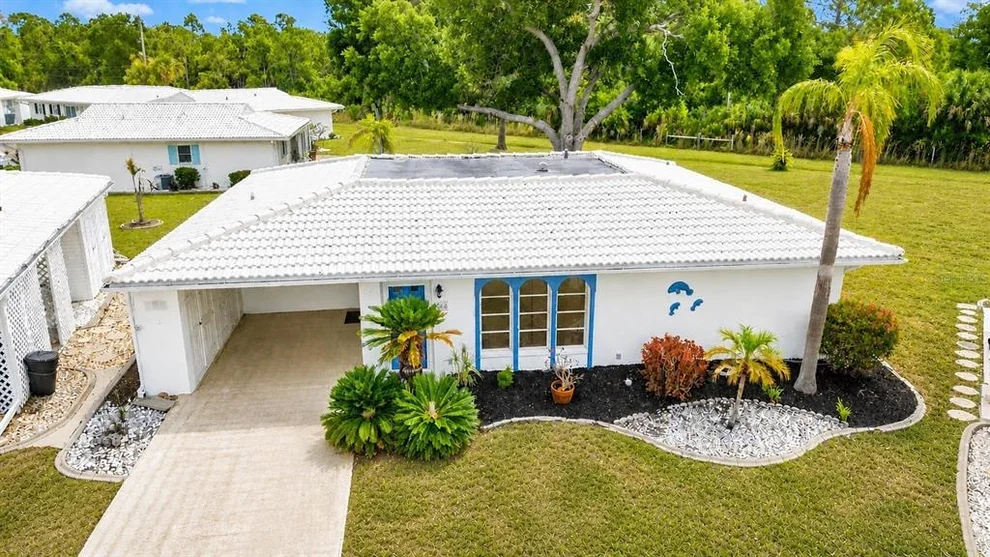 Unit for sale at 546 CIRCLEWOOD DRIVE, VENICE, FL 34293