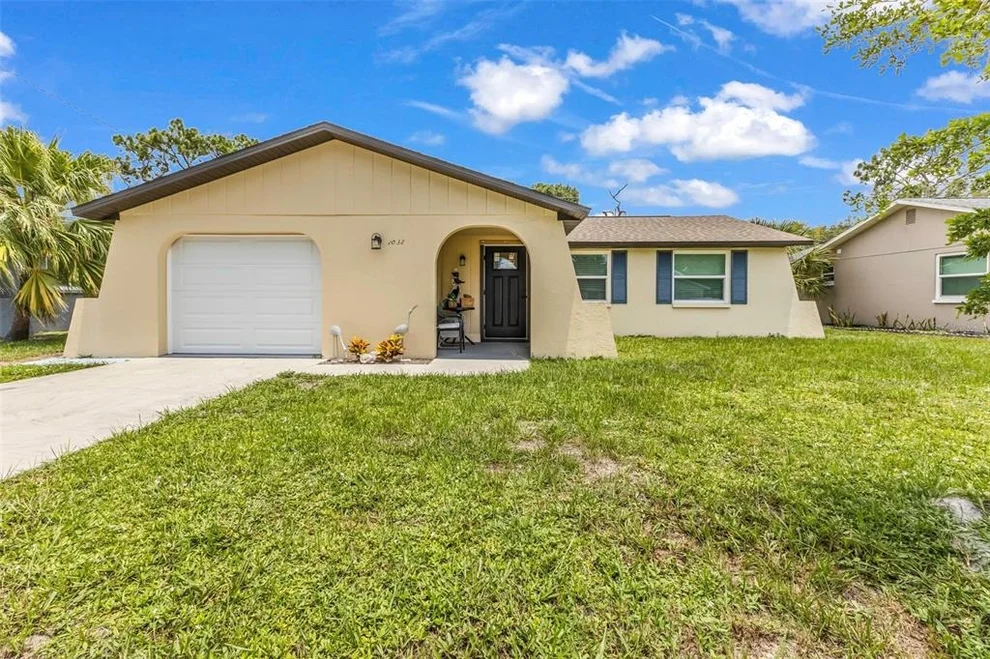 Unit for sale at 1032 ELAINE STREET, VENICE, FL 34285