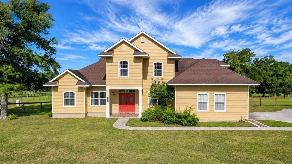Unit for sale at 35405 STAGECOACH TRAIL, EUSTIS, FL 32736