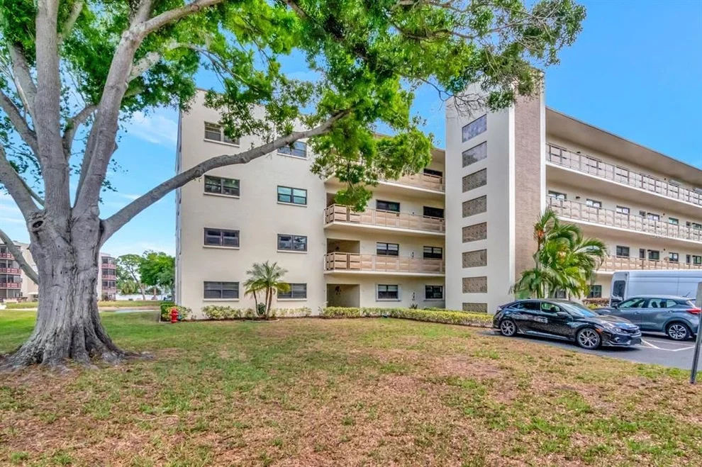 Unit for sale at 6070 80TH STREET N, ST PETERSBURG, FL 33709
