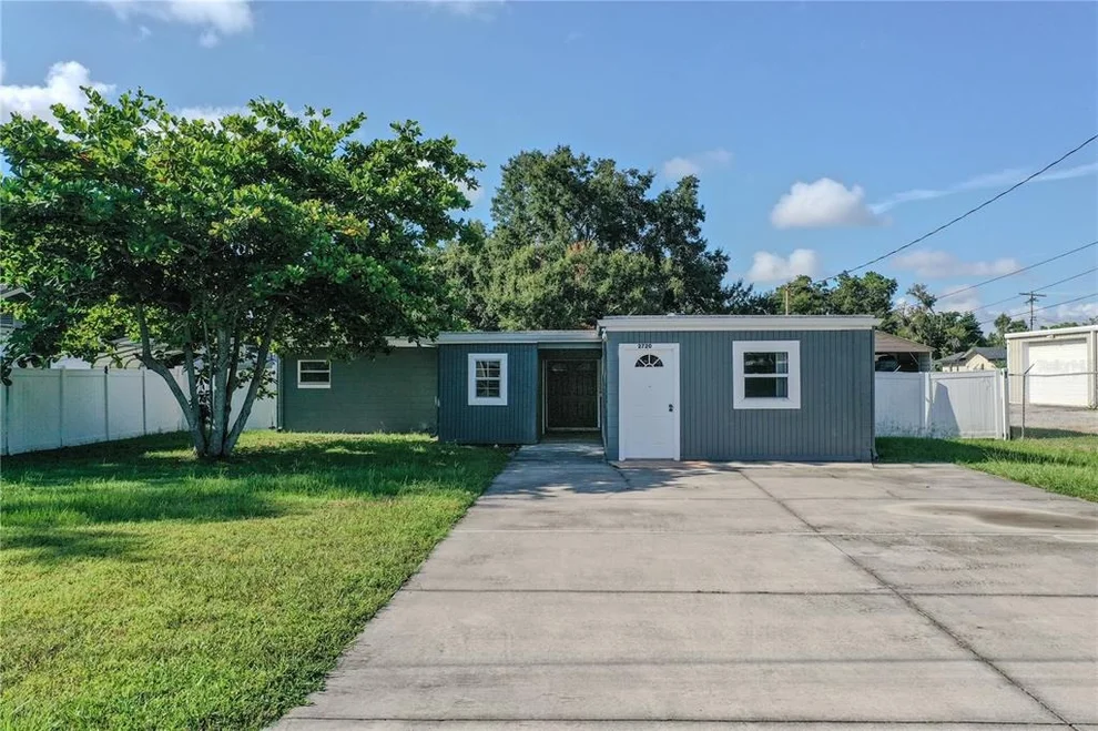 Unit for sale at 2720 NW AVENUE V, WINTER HAVEN, FL 33881