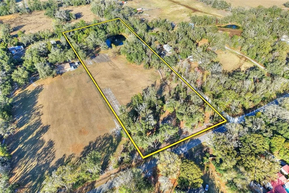 Unit for sale at 8602 BACK ROAD, PLANT CITY, FL 33565