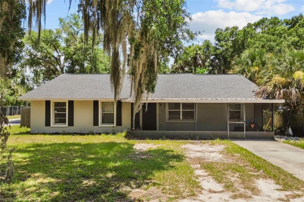 Unit for sale at 1124 GRANT AVENUE, MOUNT DORA, FL 32757