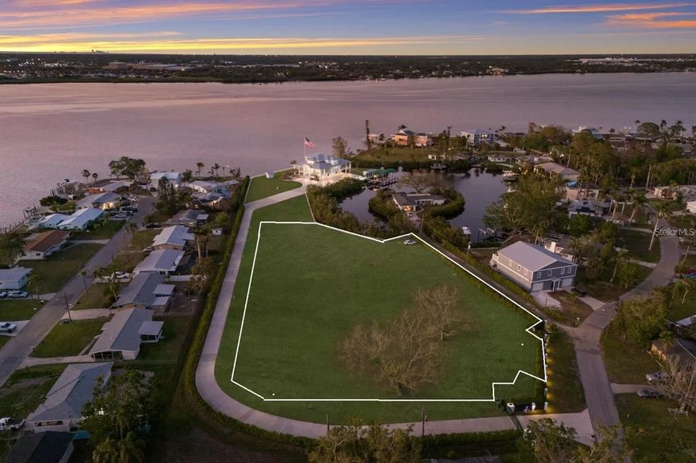 Unit for sale at 210 22ND STREET COURT NE, BRADENTON, FL 34208