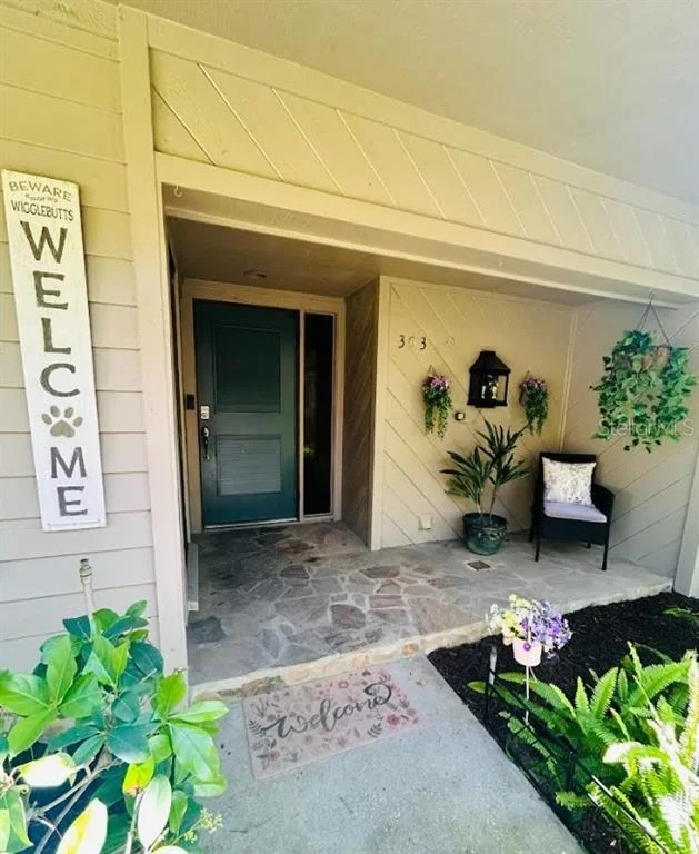 Unit for sale at 303 OLD MILL POND ROAD, PALM HARBOR, FL 34683
