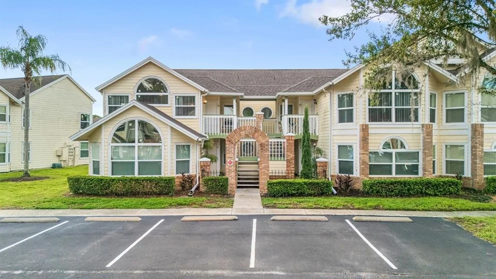Unit for sale at 5006 LAGUNA BAY CIRCLE, KISSIMMEE, FL 34746