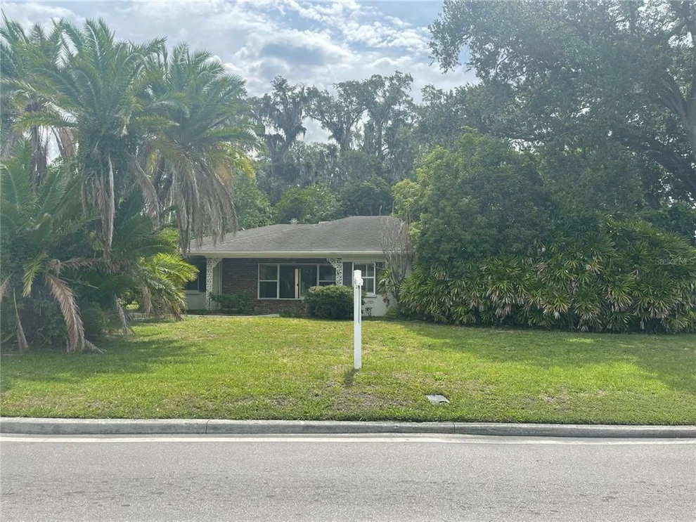 Unit for sale at 225 LAKE HOLLINGSWORTH DRIVE, LAKELAND, FL 33803