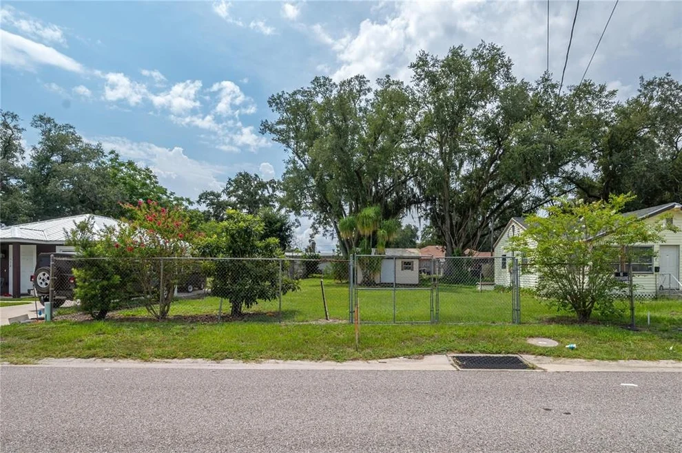 Unit for sale at 114 8TH ST, WINTER HAVEN, FL 33880