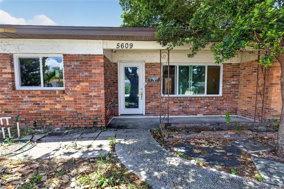 Unit for sale at 5609 LARIMER DRIVE, TAMPA, FL 33615