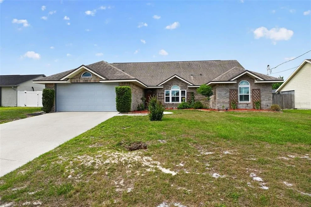 Unit for sale at 994 SWEETBRIER DRIVE, DELTONA, FL 32725