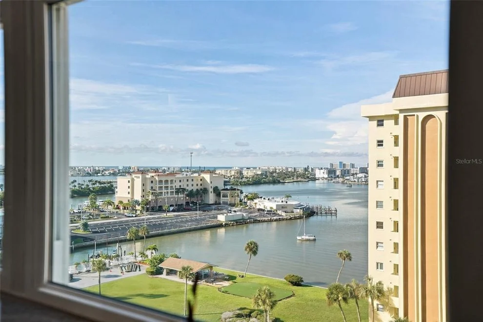 Unit for sale at 4550 COVE CIRCLE, ST PETERSBURG, FL 33708