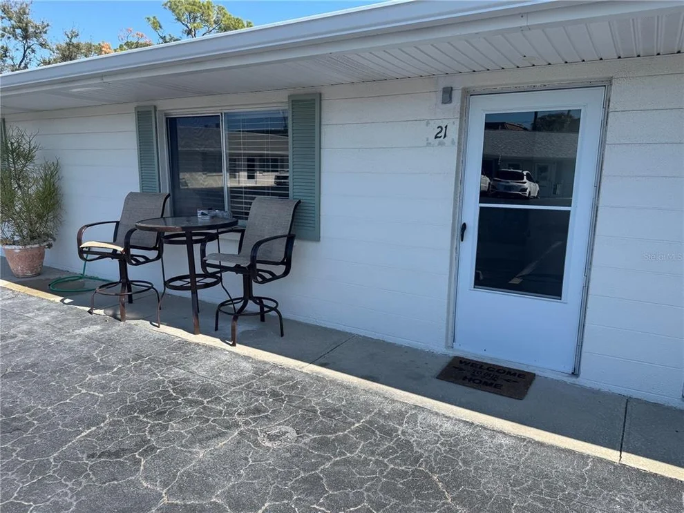 Unit for sale at 525 MANATEE COURT, VENICE, FL 34285