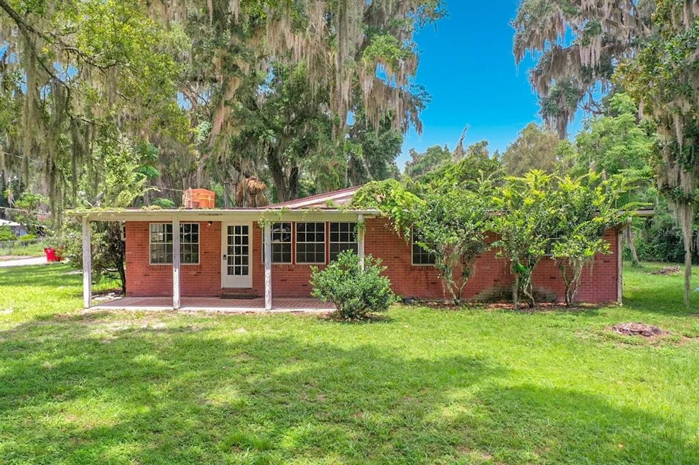 Unit for sale at 1880 CR 422, LAKE PANASOFFKEE, FL 33538