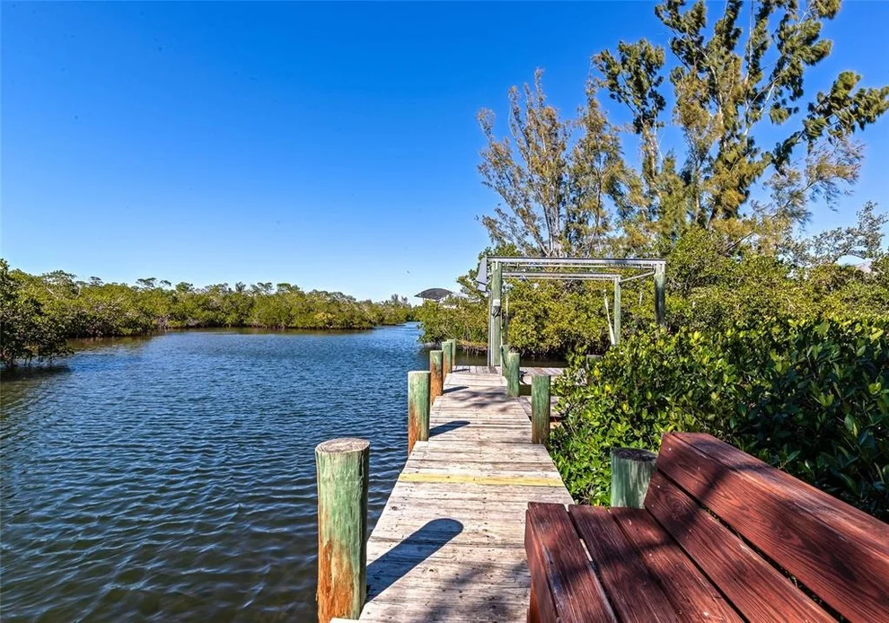 Unit for sale at 950 OXFORD DRIVE, ENGLEWOOD, FL 34223