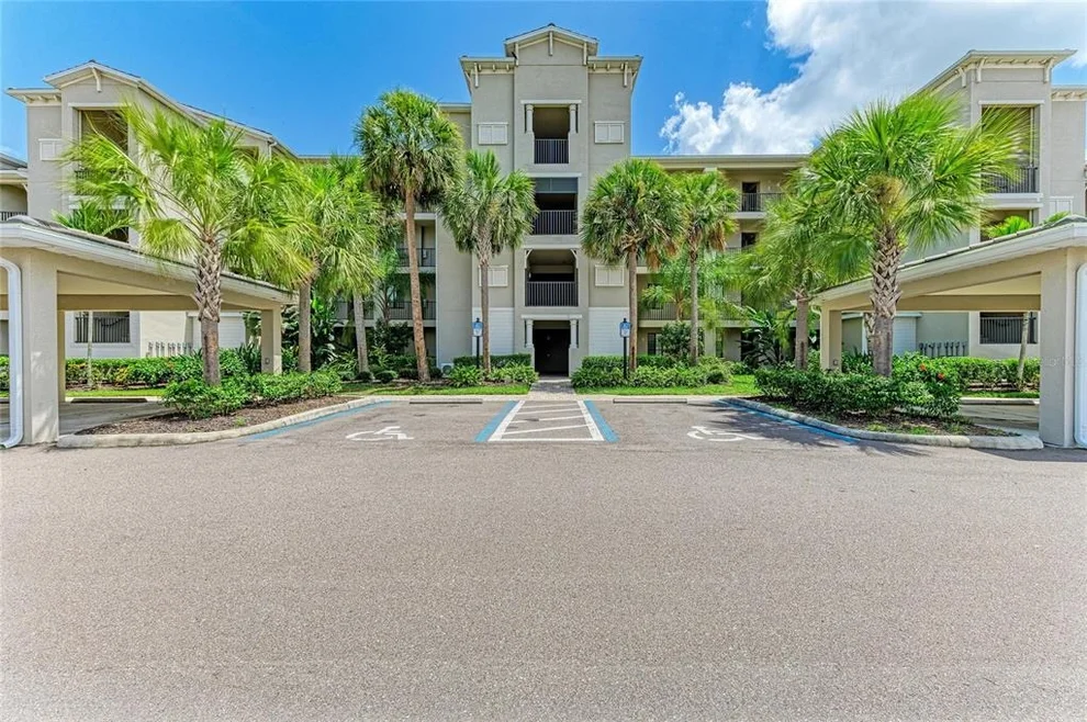 Unit for sale at 18008 GAWTHROP DRIVE, BRADENTON, FL 34211
