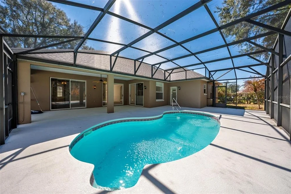 Unit for sale at 19337 SPRING OAK DRIVE, EUSTIS, FL 32736