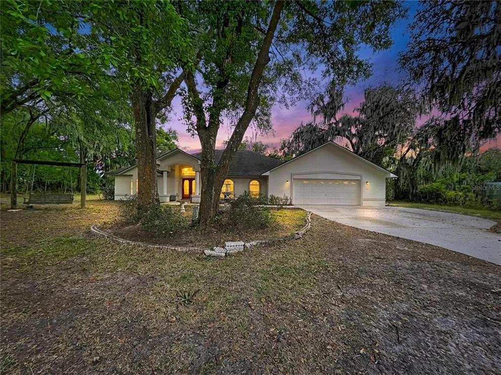Unit for sale at 8402 SOUTHWOOD PINES STREET, LITHIA, FL 33547