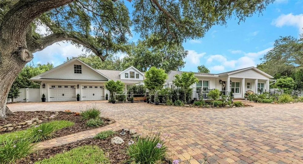 Unit for sale at 411 ROEBLING ROAD S, BELLEAIR, FL 33756