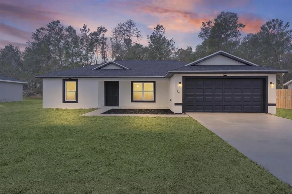Unit for sale at 118 MALAUKA LOOP, OCKLAWAHA, FL 32179