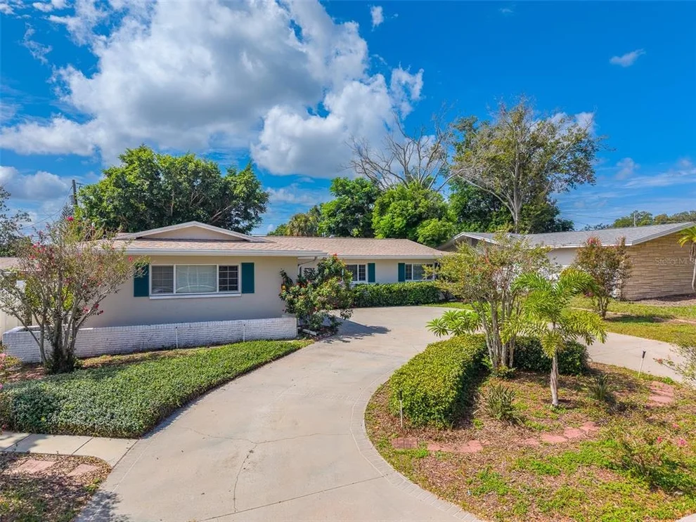 Unit for sale at 1869 SOUTHWOOD LANE, CLEARWATER, FL 33764