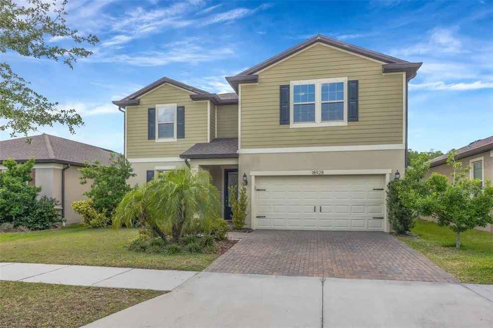 Unit for sale at 18928 WILLOWMORE CEDAR DRIVE, LUTZ, FL 33558