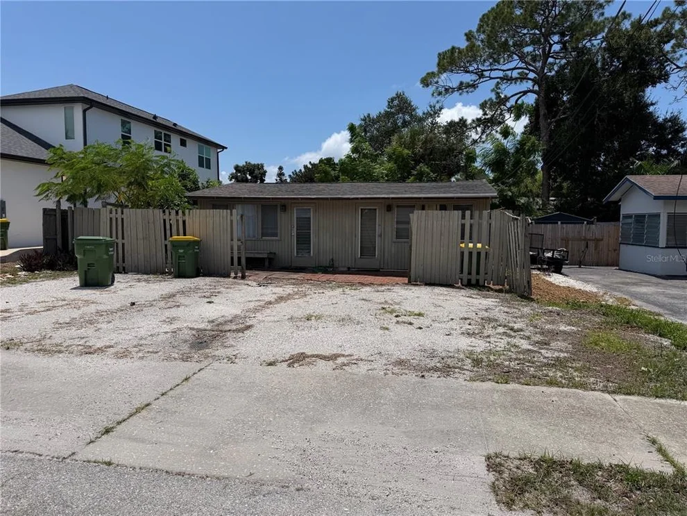 Unit for sale at 902 HIGHLAND ST STREET, SARASOTA, FL 34234